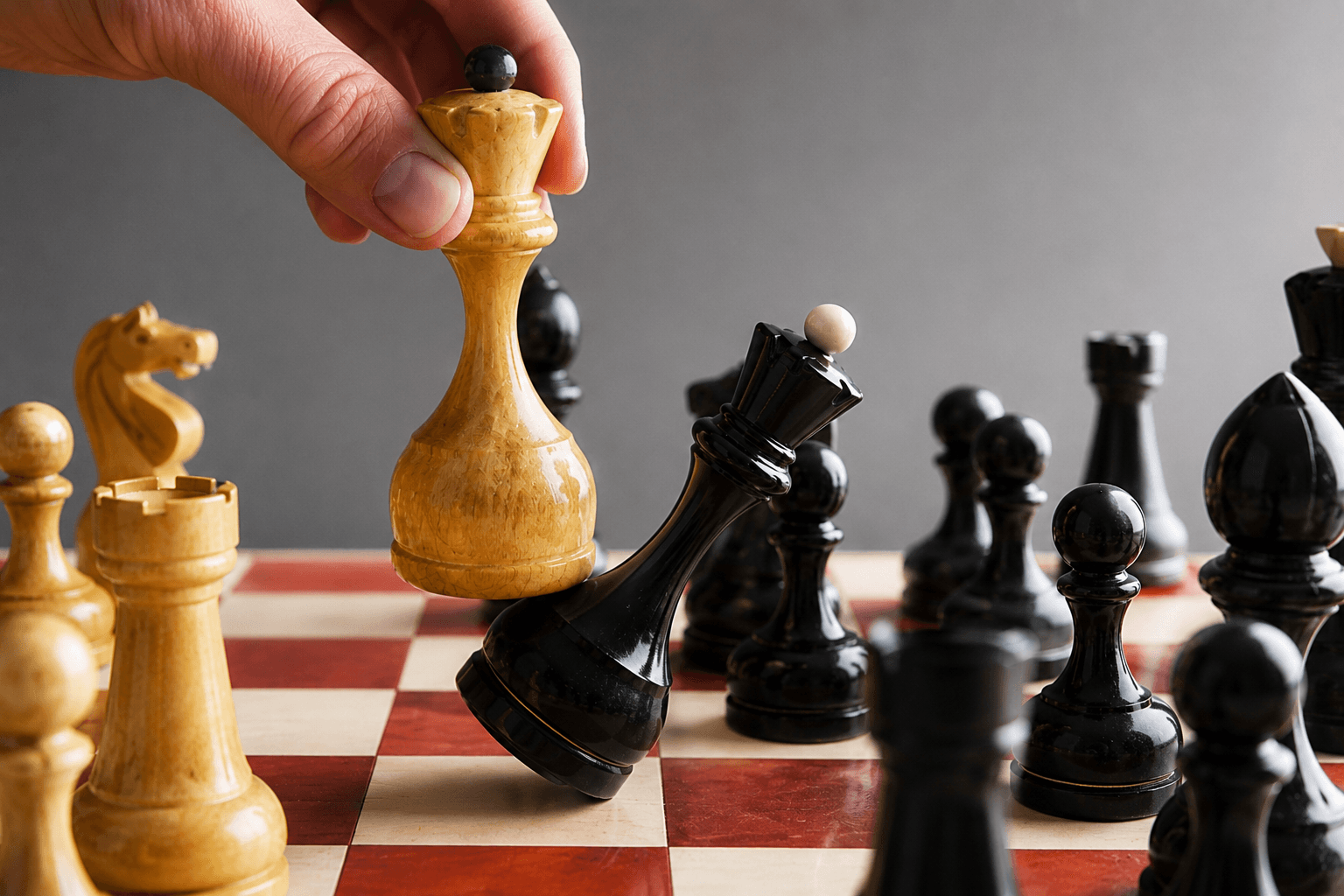 THE REVOLUTIONARY BREAKTHROUGH OR THE POLITICS OF SMALL STEPS? INCREMENTALISM AND DEMOCRACY 