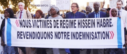 Une manifestation des victimes de l'ancien président tchadien Hissein Habré. (André Kodmadjingar)