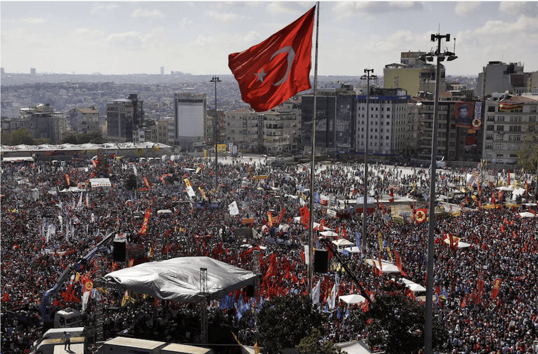 THE GEZI PROTESTS : PROTEST DYNAMICS AND THE WEAKENING OF THE ERDOĞAN REGIME
